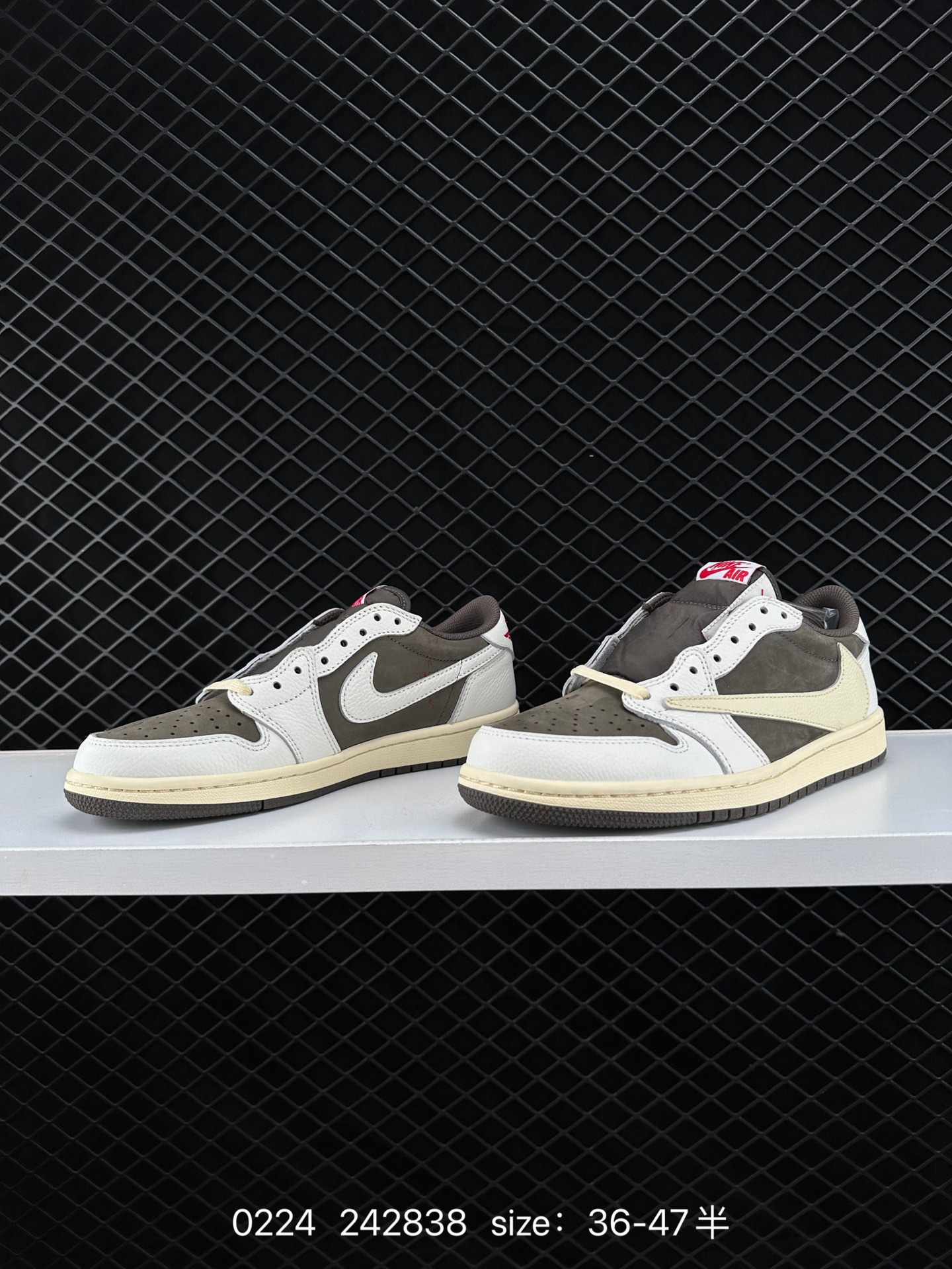 Travis Scott x Air Jordan 1 “ Reverse Mocha “